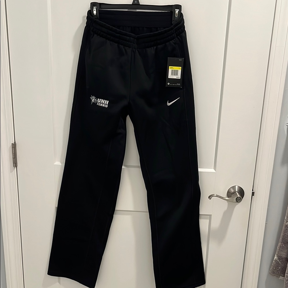 Nike Black Therma Fleece Pants Embroidered UNH Wildcats Tennis (NWT never worn)